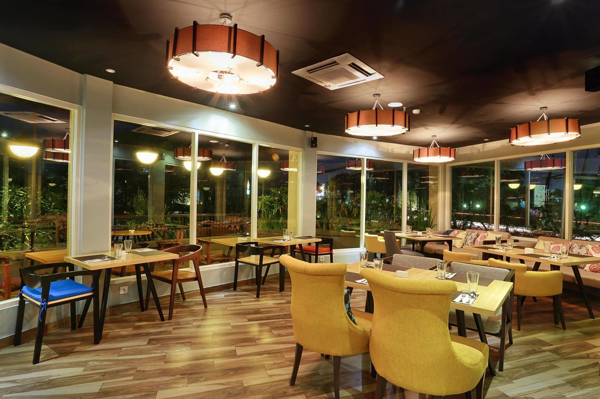 Azana Boutique Hotel Denpasar Extérieur photo